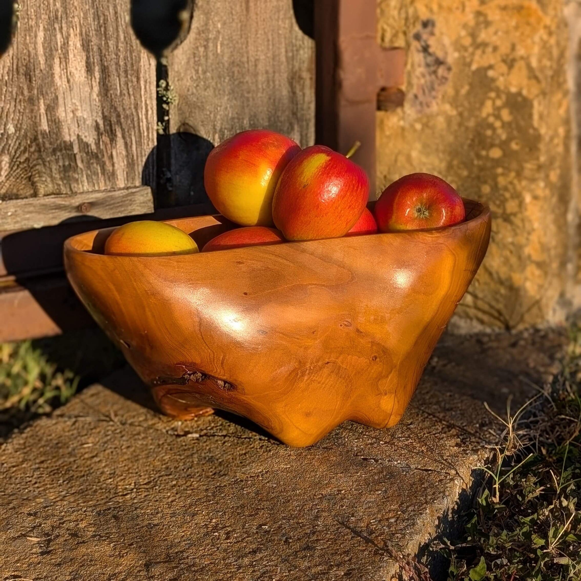 Standing Ash Bowl by Russell J. Moore