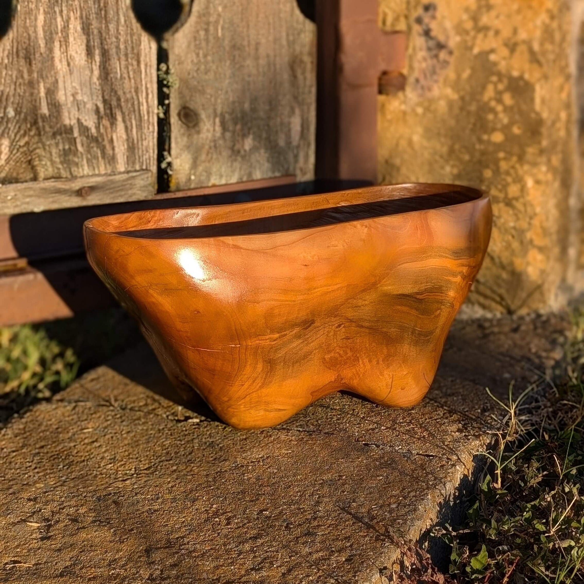 Standing Ash Bowl by Russell J. Moore