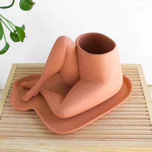 Relaxed Leggy Planter w/ Drip Tray by Kate Muvceski - Cactus Clayworks