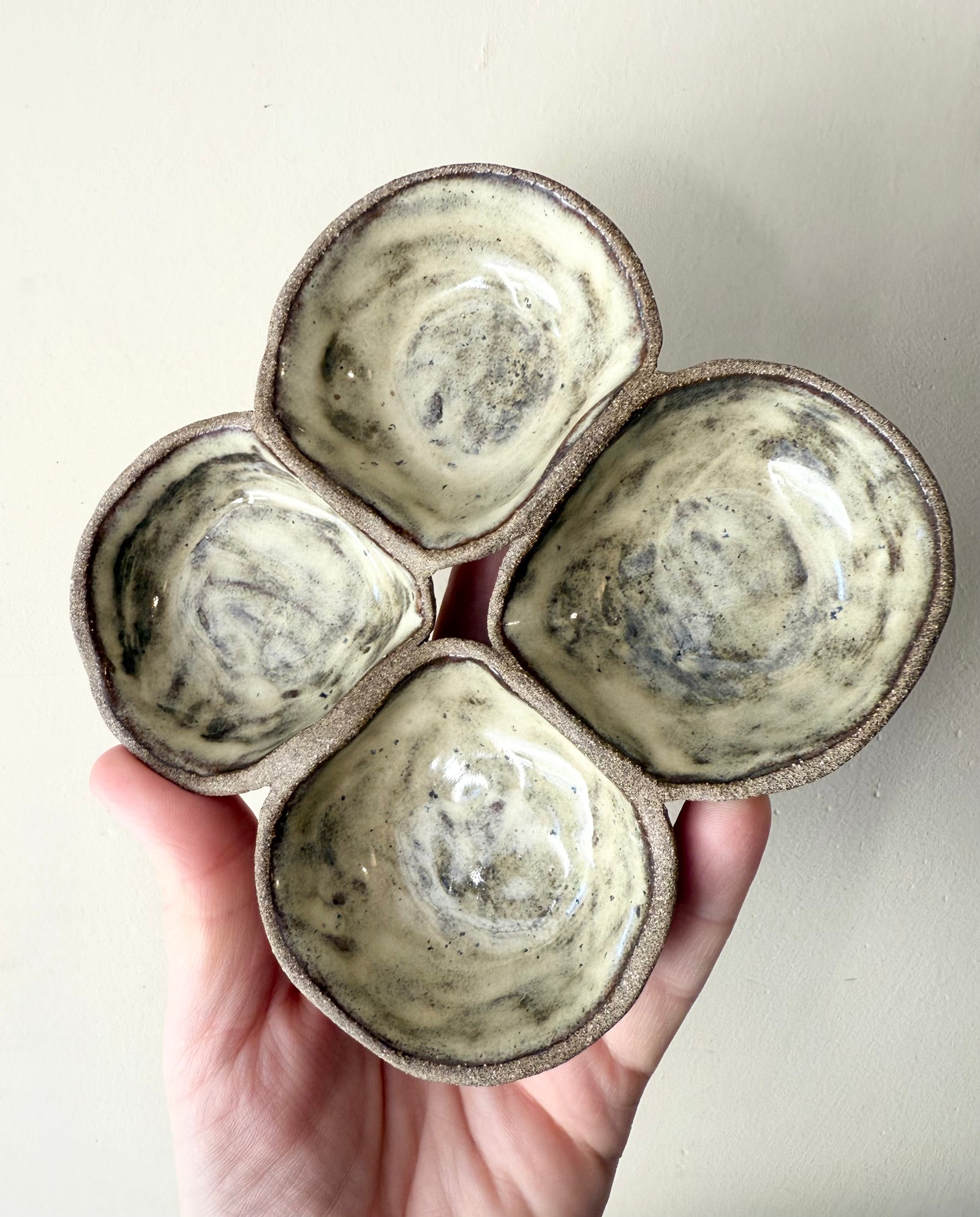 Oak 4 Bubble Tray by Fig Tree Pots