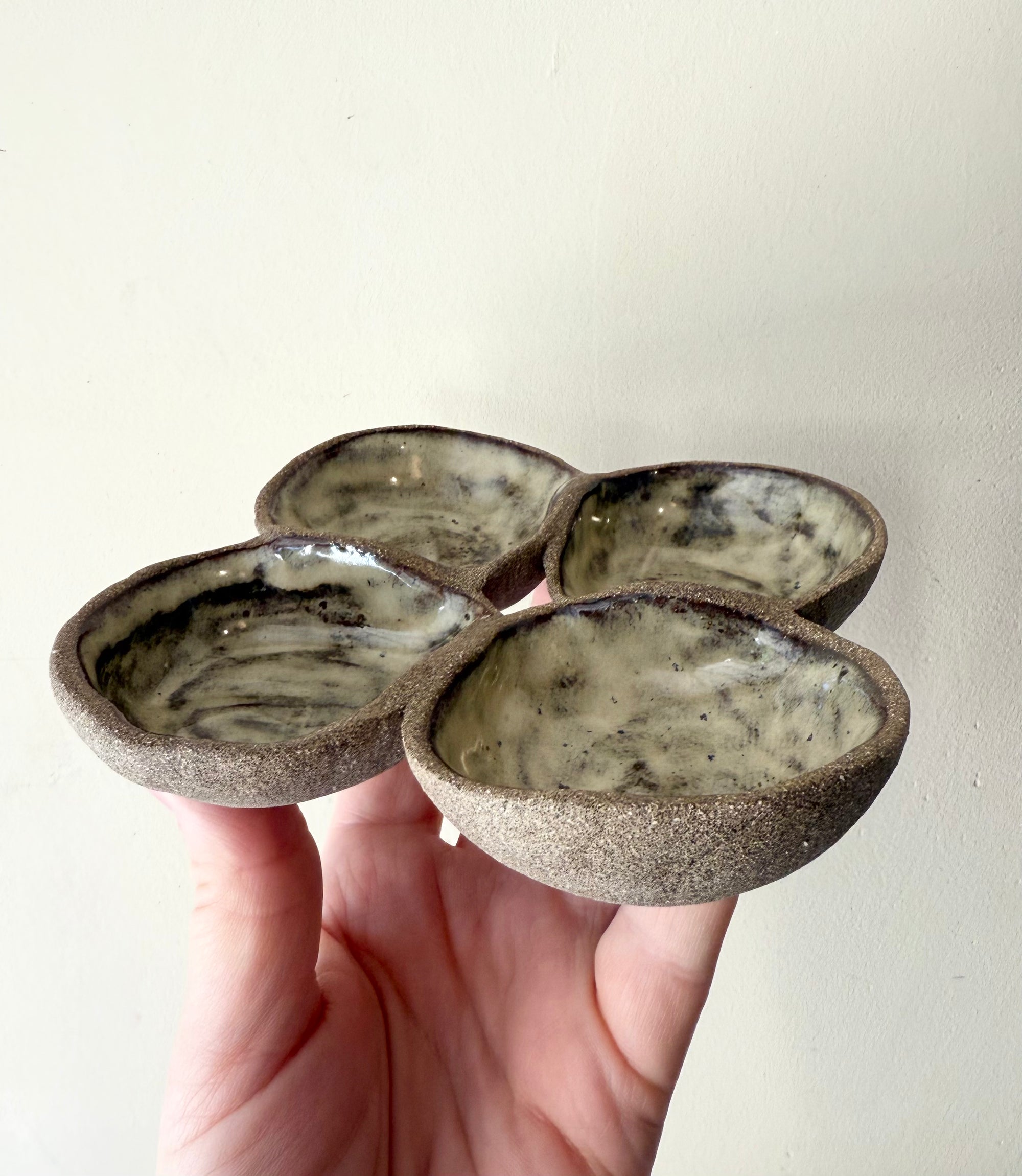 Oak 4 Bubble Tray by Fig Tree Pots