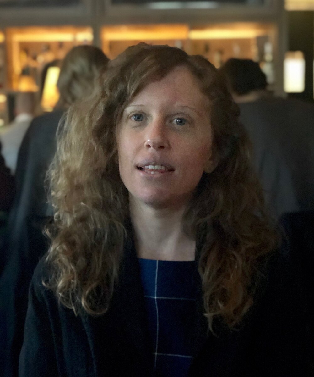 Her Resolve To Change by Sara Kate Hannon