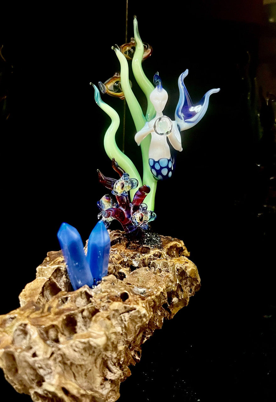 Offering Fantasea by Steve Vaught of Indo Glass