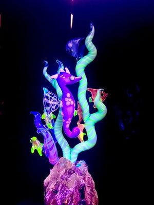 Ultraviolet Fantaseahorse by Steve Vaught of Indo Glass