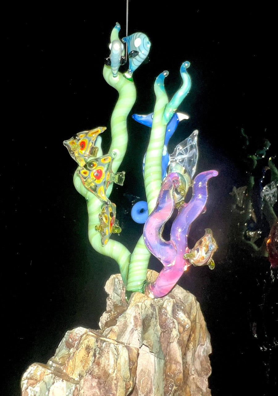 Ultraviolet Fantaseahorse by Steve Vaught of Indo Glass