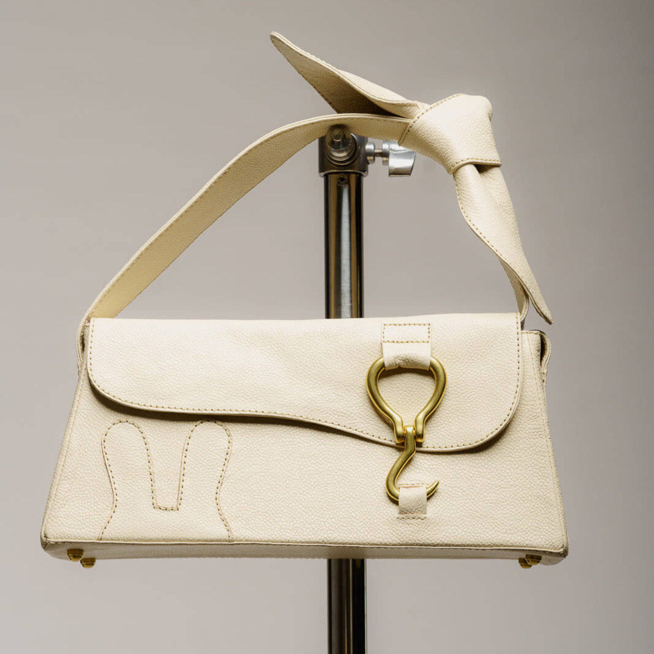 Bunny Ears Box Handbag by design Girls World - Beige